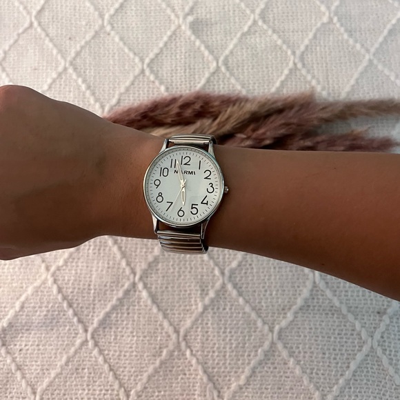Chunky Vintage‎ Silver Bracelet Watch - Picture 4 of 8